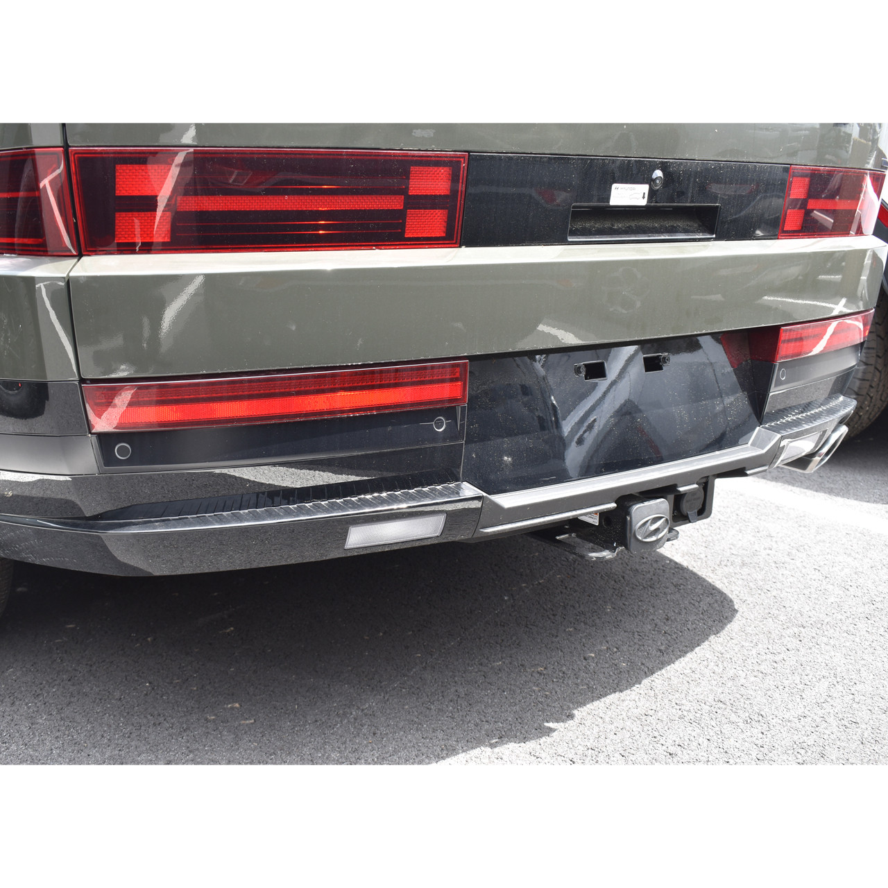 TOW HITCH BUMPER COVER (CALLIGRAPHY ONLY), Santa Fe 2024-2026