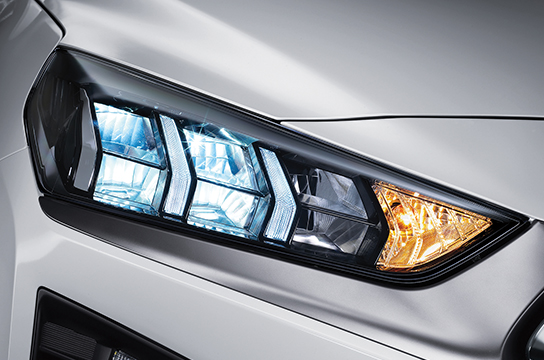Hyundai Puerto Rico IONIQ Plug-in Hybrid Luces delanteras LED