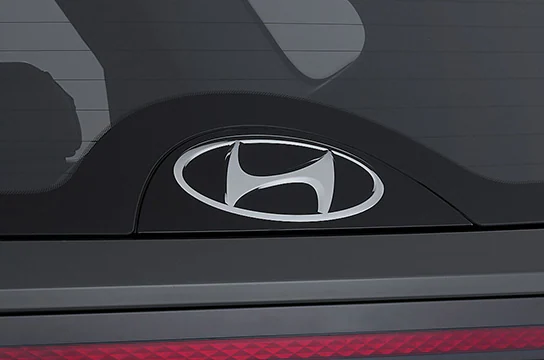 Hyundai Puerto Rico Tucscon logotipo trasero